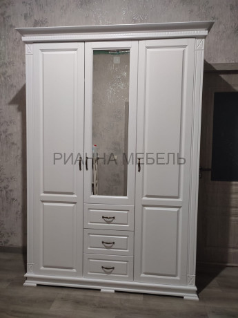 Шкаф 3 створчатый Верди 031 с зеркалом